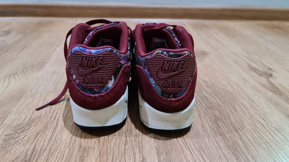 Air max damskie w kwiaty