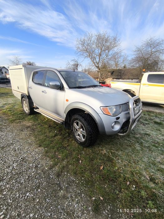 Mitsubishi l200, дабл кабіна, кунг 2.5 дизель, механіка, 150тис км  !!