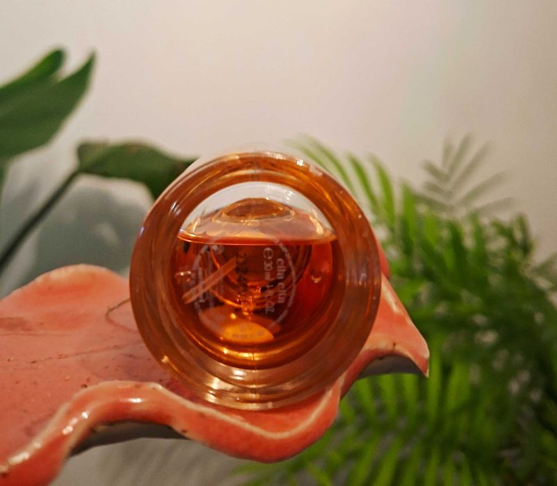 Perfumy Ella Ella Cacharel.30 ml z ubytkiem Flakon do wielokrotnego napełniania, cudny