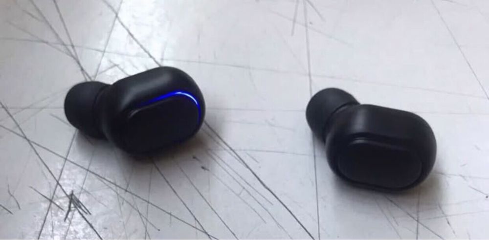 Vendo fones novos, nunca usados.
