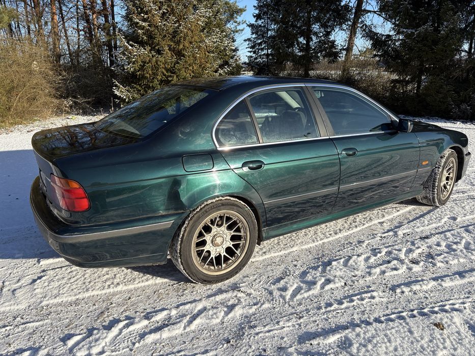 BMW E39 520i zdrowa podłoga suchy silnik
