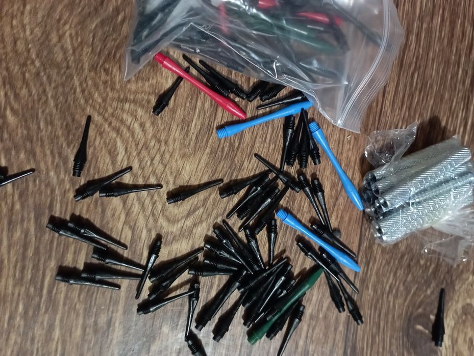 Чоловічий дартс крівіт