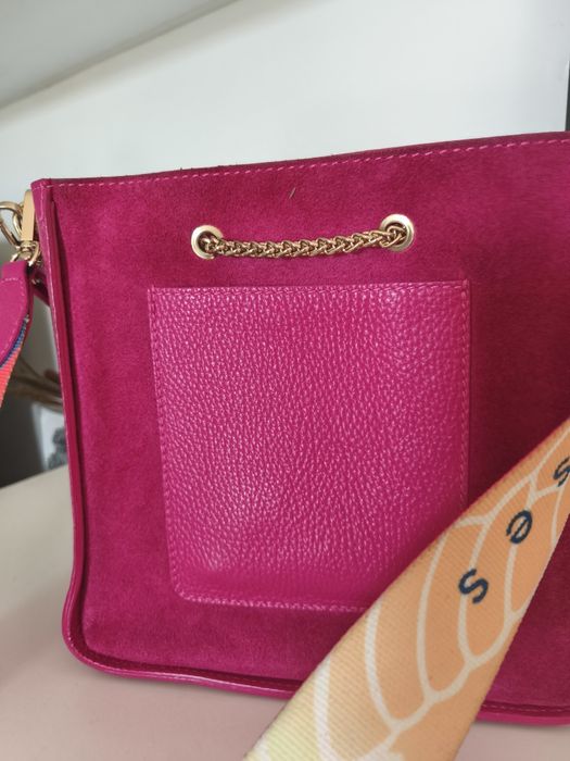 Zamszowa torebka EGO z motylem fuksja