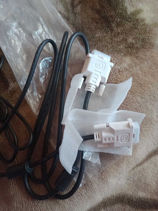 Кабель для монитора