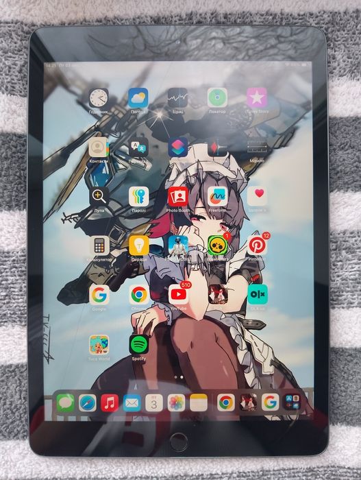 iPad 8-го покоління (2020) на 128 ГБ Wi-Fi у кольорі Space Gray