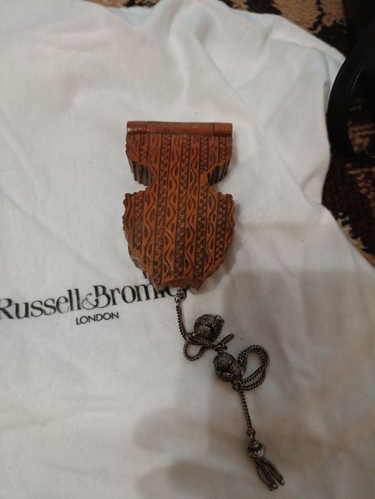 Часы карманные серебряные в футляре с цепочкой