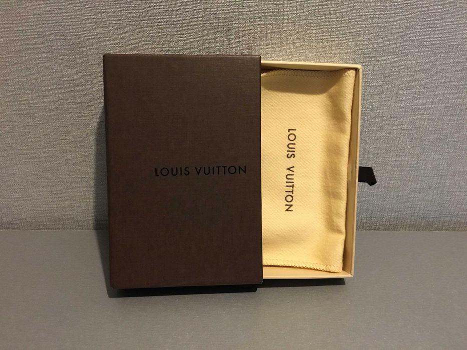 Подарункова коробка Louis Vuitton оригінал