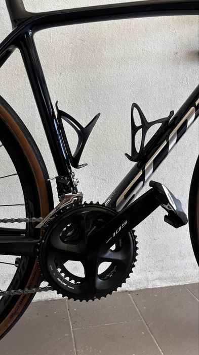 Bicicleta Estrada - SCOTT ADDICT 20 2021