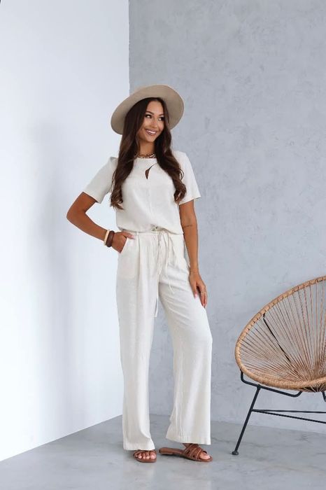 Bluzka damska jasny beż z domieszką lnu By Nadi rozmiar 40