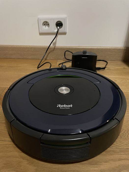 iRobot Roomba 695