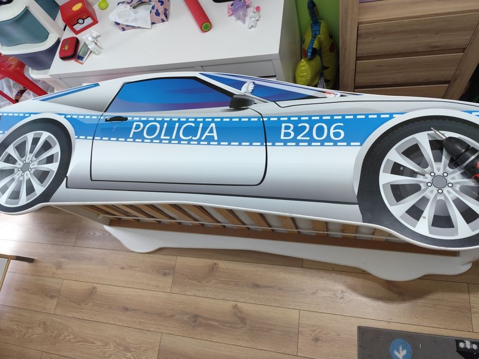 Łóżko w kształcie policji