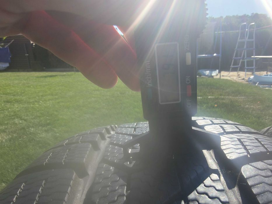 opony 225/50/17 Pirelli sottozero 3 RSC 2 sztuki  8mm 2025