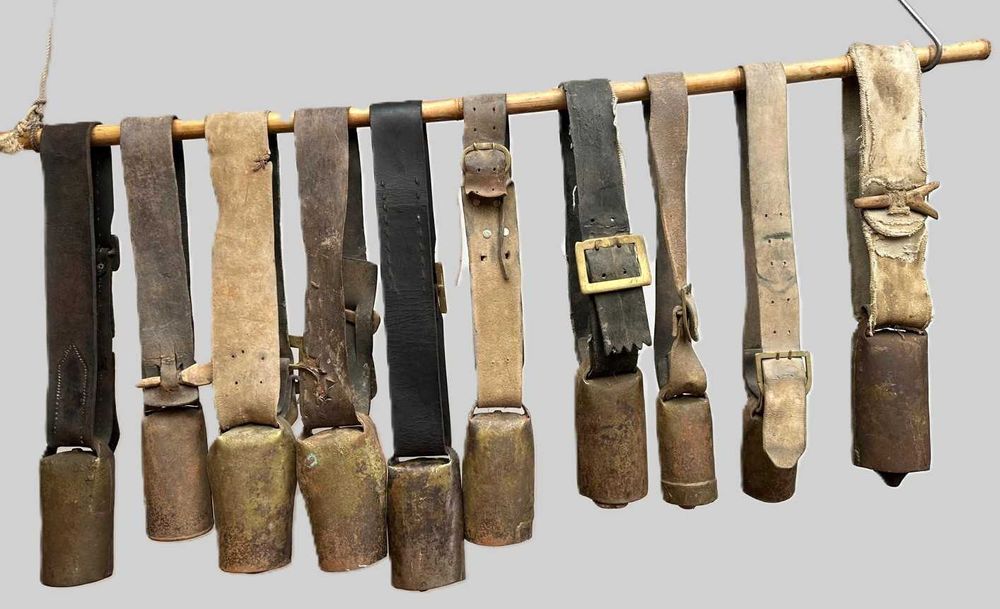 10 chocalhos antigos com coleira optimo som