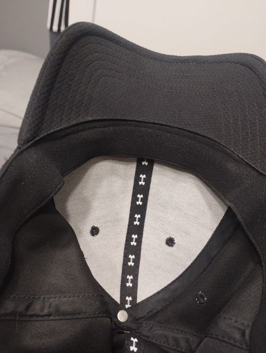 Under Armour czapka z daszkiem czarna męska