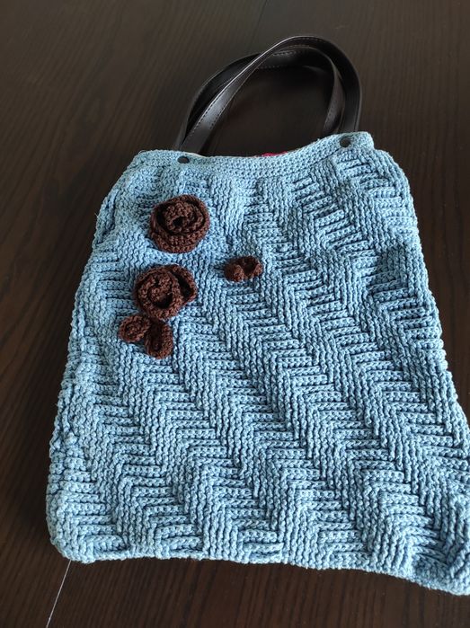 Bolsa de crochê - interior em seda