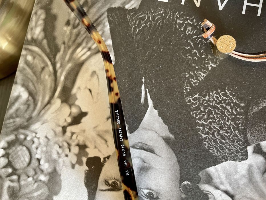 Окуляри, оригінал, Tory Burch, чехол та коробка.