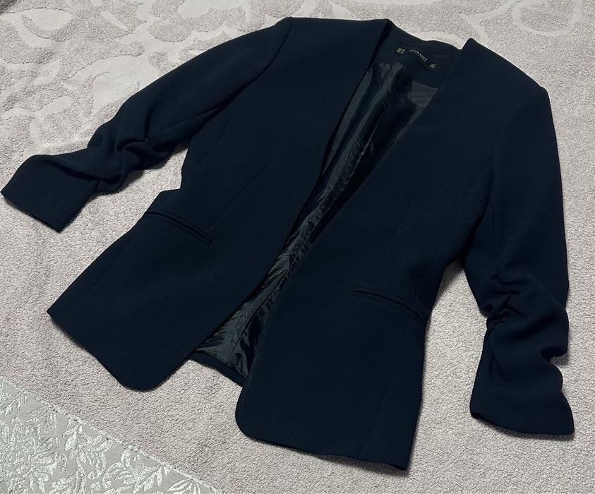 Жіночий жакет темно синій