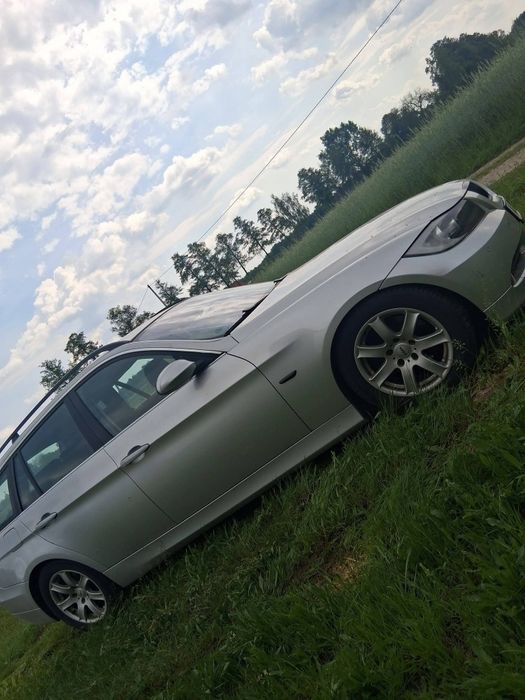 BMW E91 2.5 Benzyna