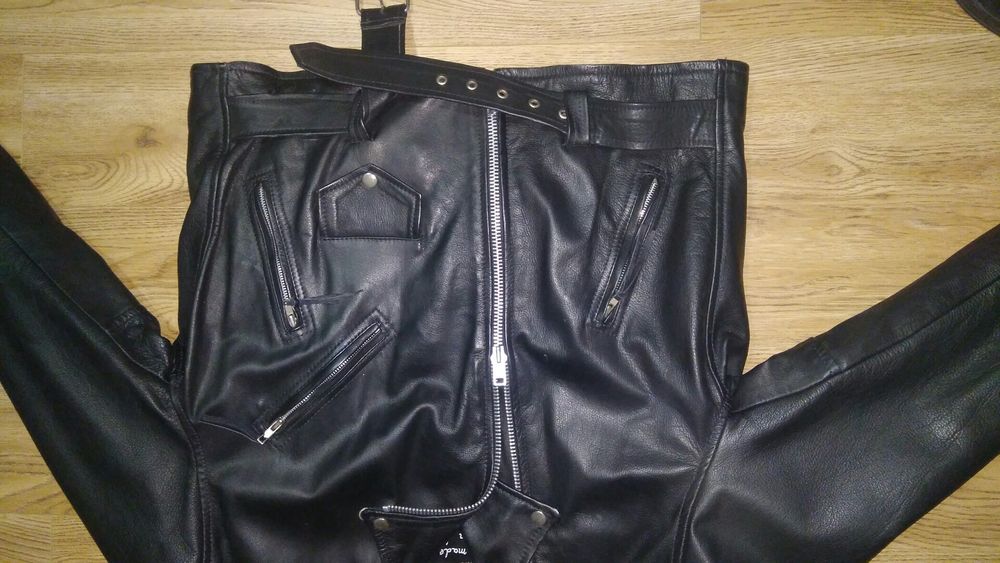 Продам фірмову  куртку L.A.Roxx. Шкіра.
