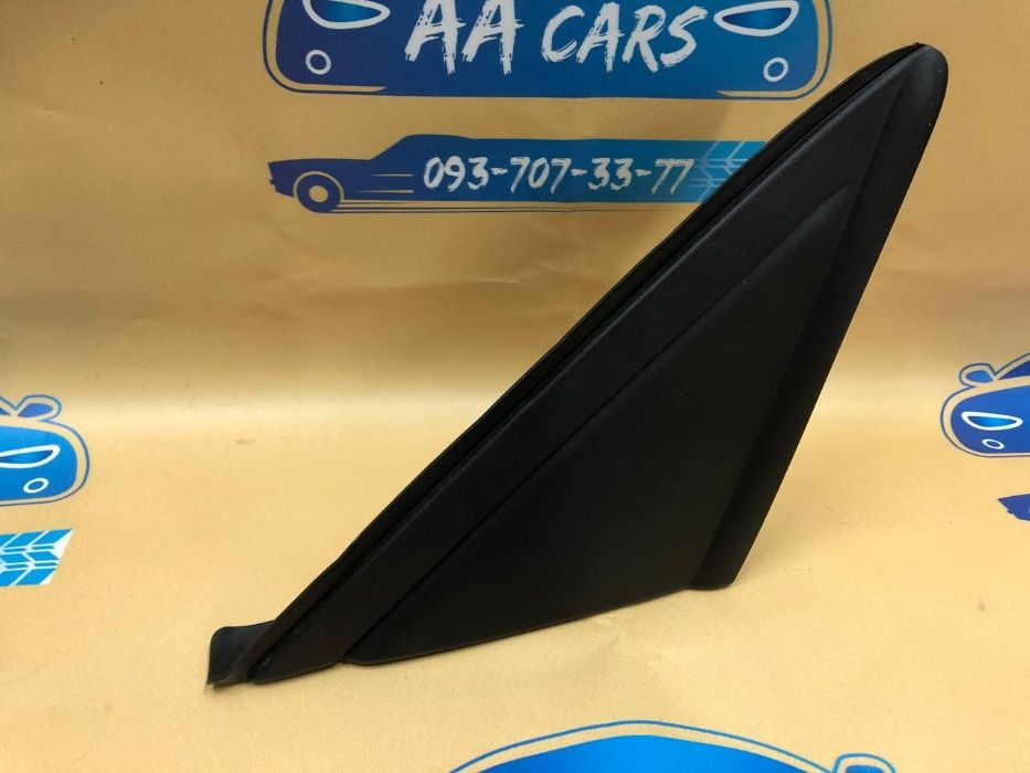 Накладка уголок двери зеркала Ford Kuga/Escape Форд Куга