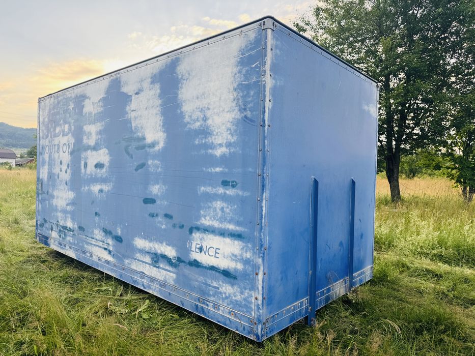 Продається термо Бутка з підрамніком довжина 5,50 ширина 2 50 висота 2 60