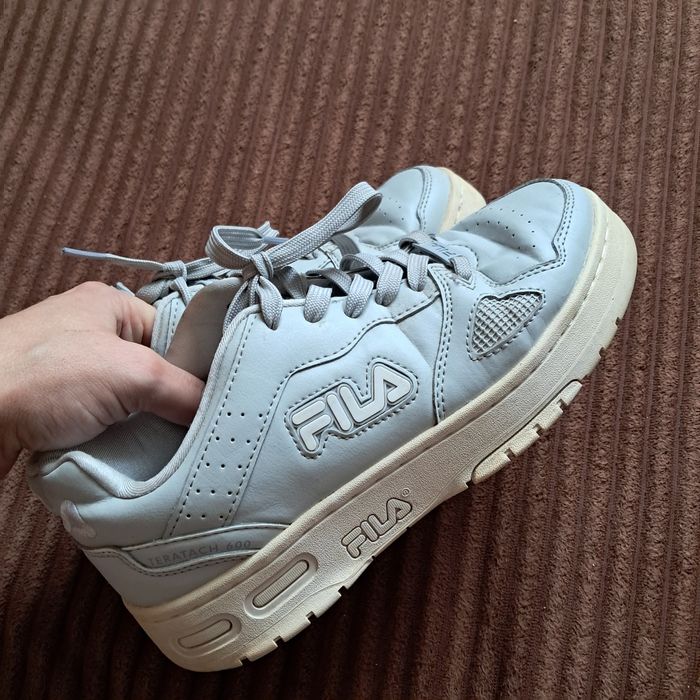 Кросівки  FILA..