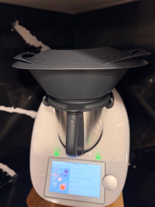 Bimby TM6 + segundo copo de oferta – Varoma e acessórios