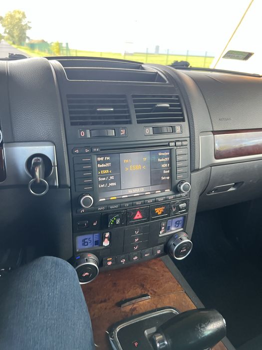 Vw touareg 4.2 mpi v8 lpg 4x4 automat hak