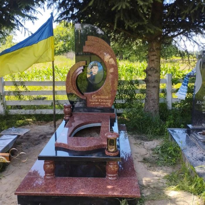 Виготовляємо памʼятники