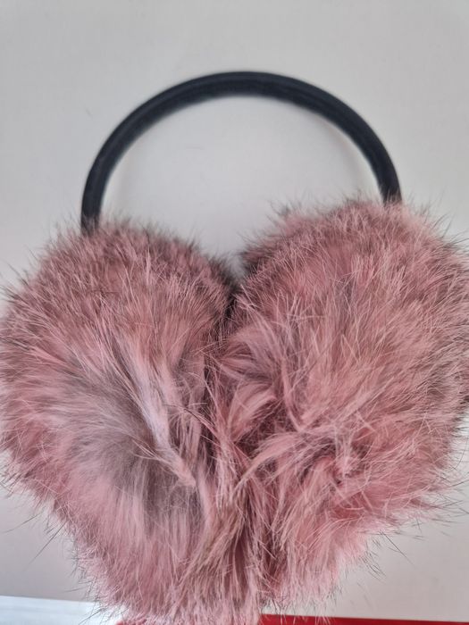 Хутряні навушники