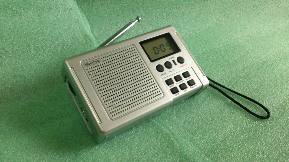Radio-Silvercrest Wielozakresowe radio cyfrowe+etui