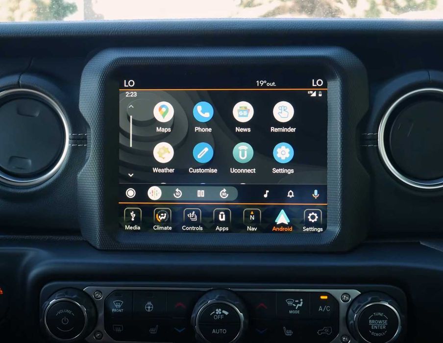 EU Wrangler JL \ Gladiator 18+ Panasonic 8.4" Магнітола Apple CarPlay & Android Auto Jeep