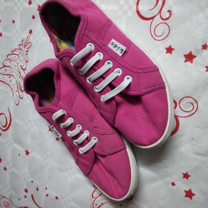 Kapcie trampki tenisówki 33 32