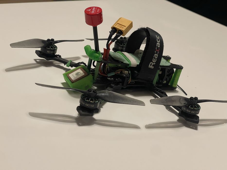 Dron FPV 4” | Eachine Novice 4 | 3/4S | analog ELRS | long range