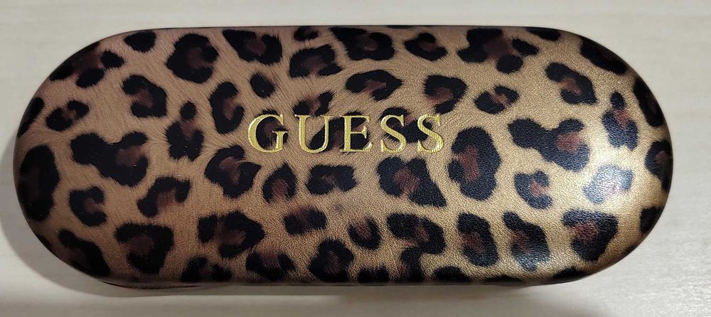 Oprawki Guess - nowe + futerał