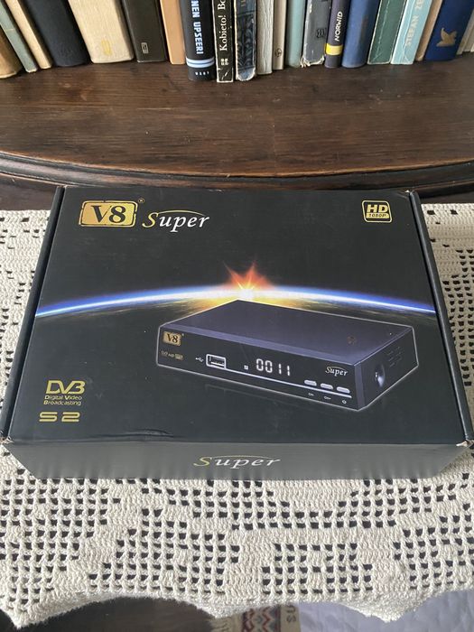 Nowy dekoder tuner satelitarny dvb-s2 FREESAT