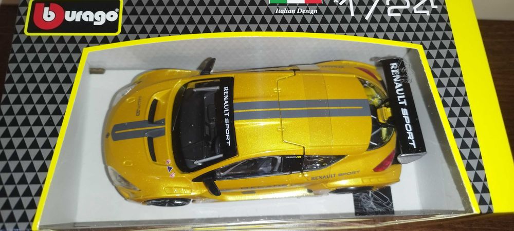 Bburago Renault Megane Trophy Met Yellow, skala 1:24.