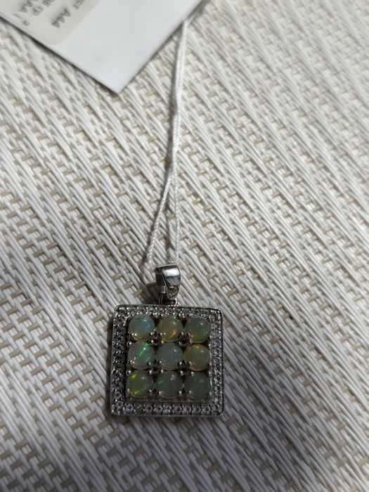 Кулон,подвеска серебро 925 с натуральным опалами