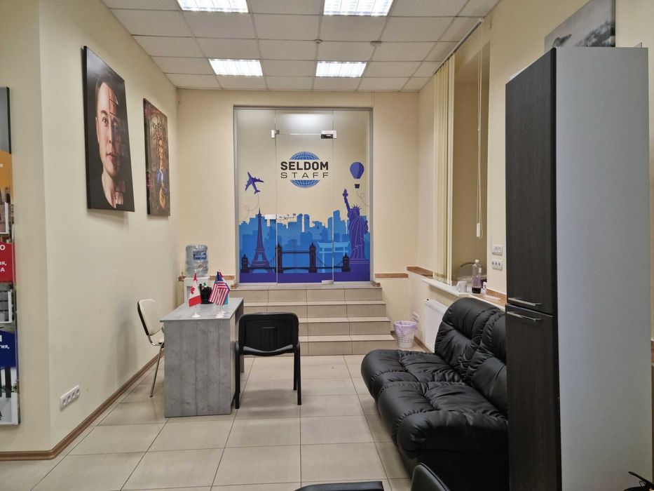 Продаж нежитлового приміщення в районі пр.Металургів. - View 3