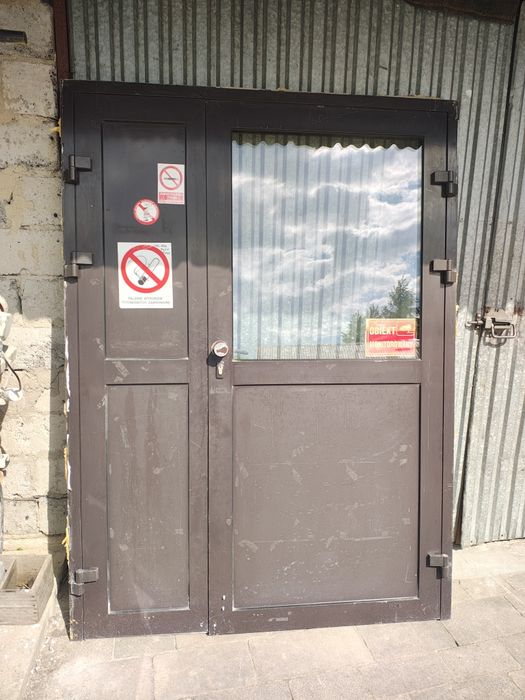 Sprzedam drzwi aluminiowe zewnętrzne