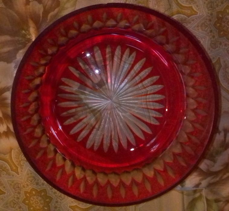 Большая  ваза для салатов б/у