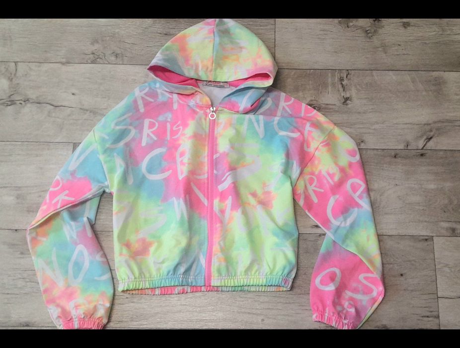 Лёгкая яркая ветровка 158 рост