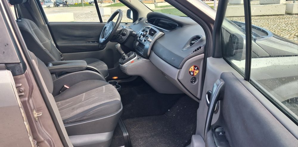 Renault Megane Scenic DCI