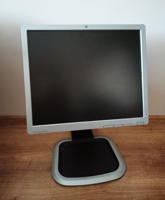Ekran / Monitor HP 19" L1950g