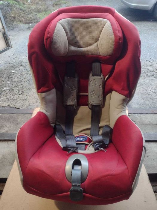 Дитяче автокрісло Chicco Eletta