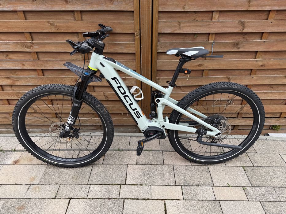 Sprzedam rower elektryczny focus jam2 6.8 full xt