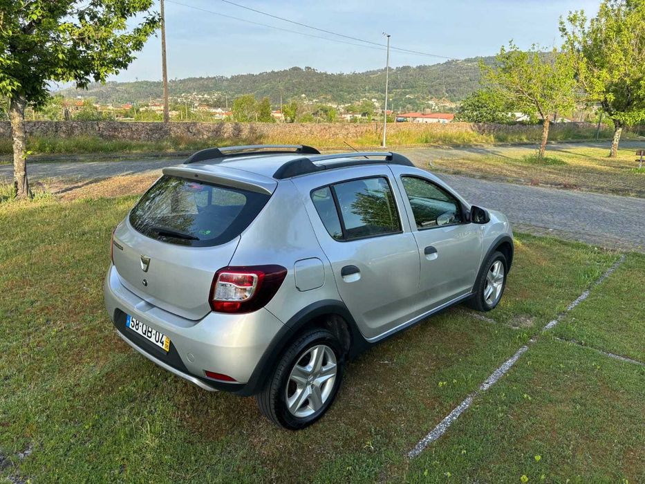 Dacia Sandero 2015 — photo 2