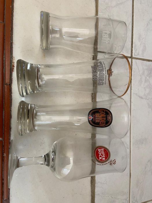 Conjunto copos novos na caixa