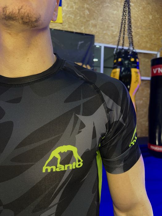 Манто Рашгард и Шорты Комплект 2 в 1 Для Тренировок