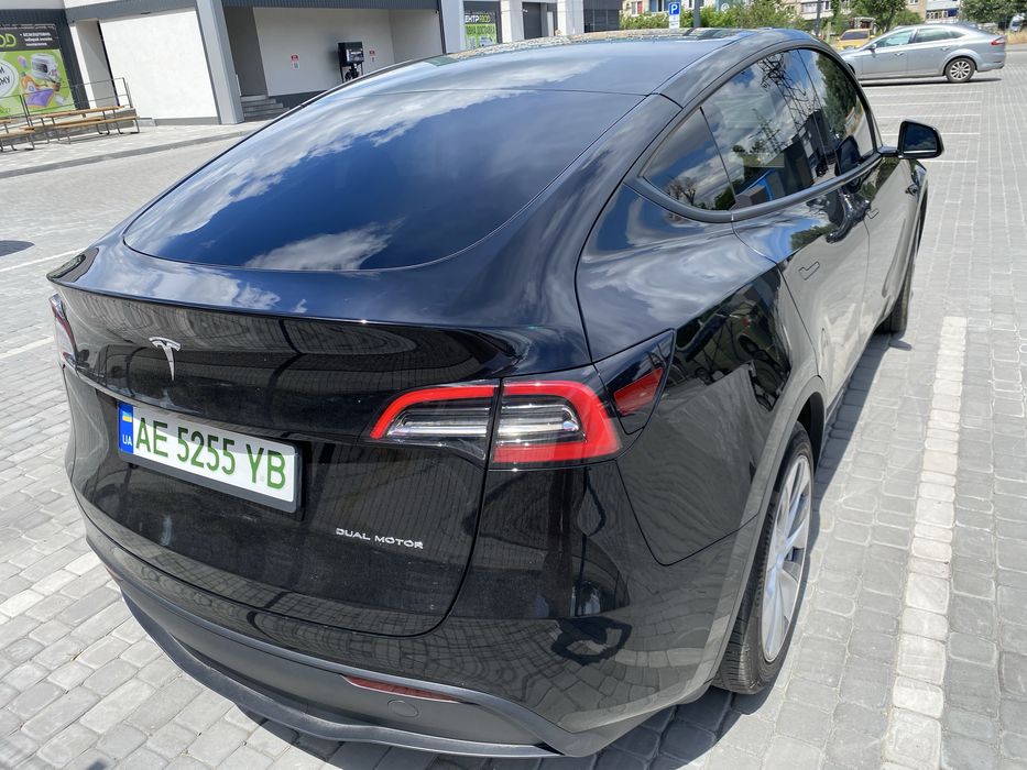 Продам Tesla model Y 2023 82kw long range